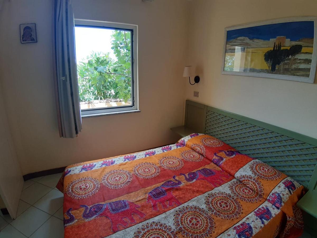 Appartamento Panoramico Calarossa Sardegna Isola Rossa Ngoại thất bức ảnh